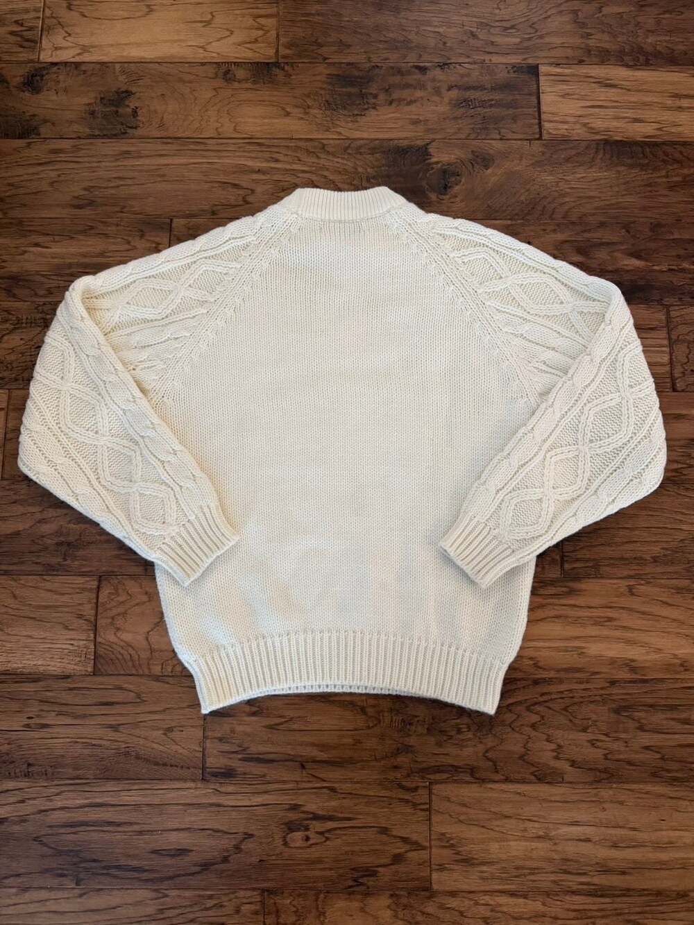 Vintage Juilliard The Aristocrat of Sweaters Cable Knit Fisherman Sweater Size L